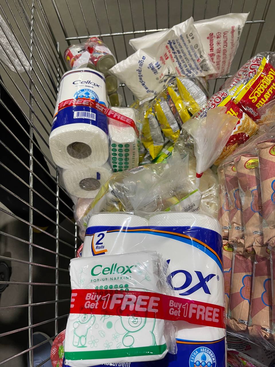 Successful BJC product launches by Da Houg Heng at Makro Cambodia